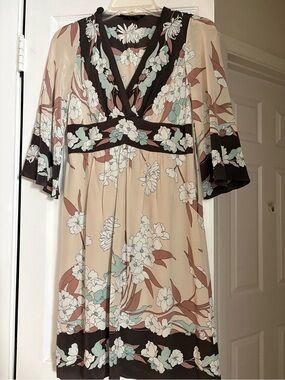 BCBGMaxAzria Beige Floral Midi Dress with Brown Trim
